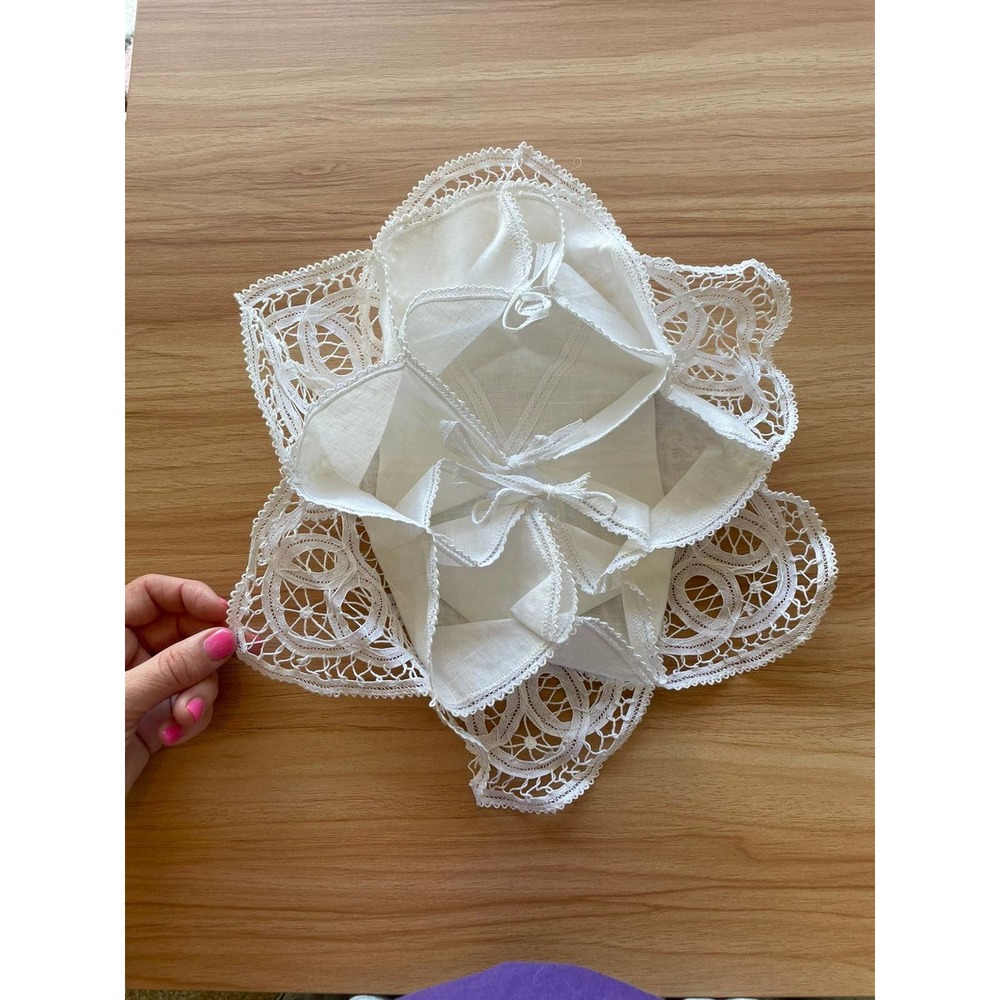 Vintage Handmade White Lace Linen Tie Bread Basket Dinner Rolls